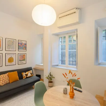 Torlonia Apartment *